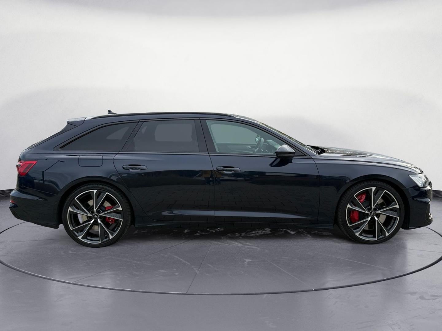 Bild über Audi S6 Avant TDI quattro tiptronic - für weitere Informationen kontaktieren Sie den Audi Partner