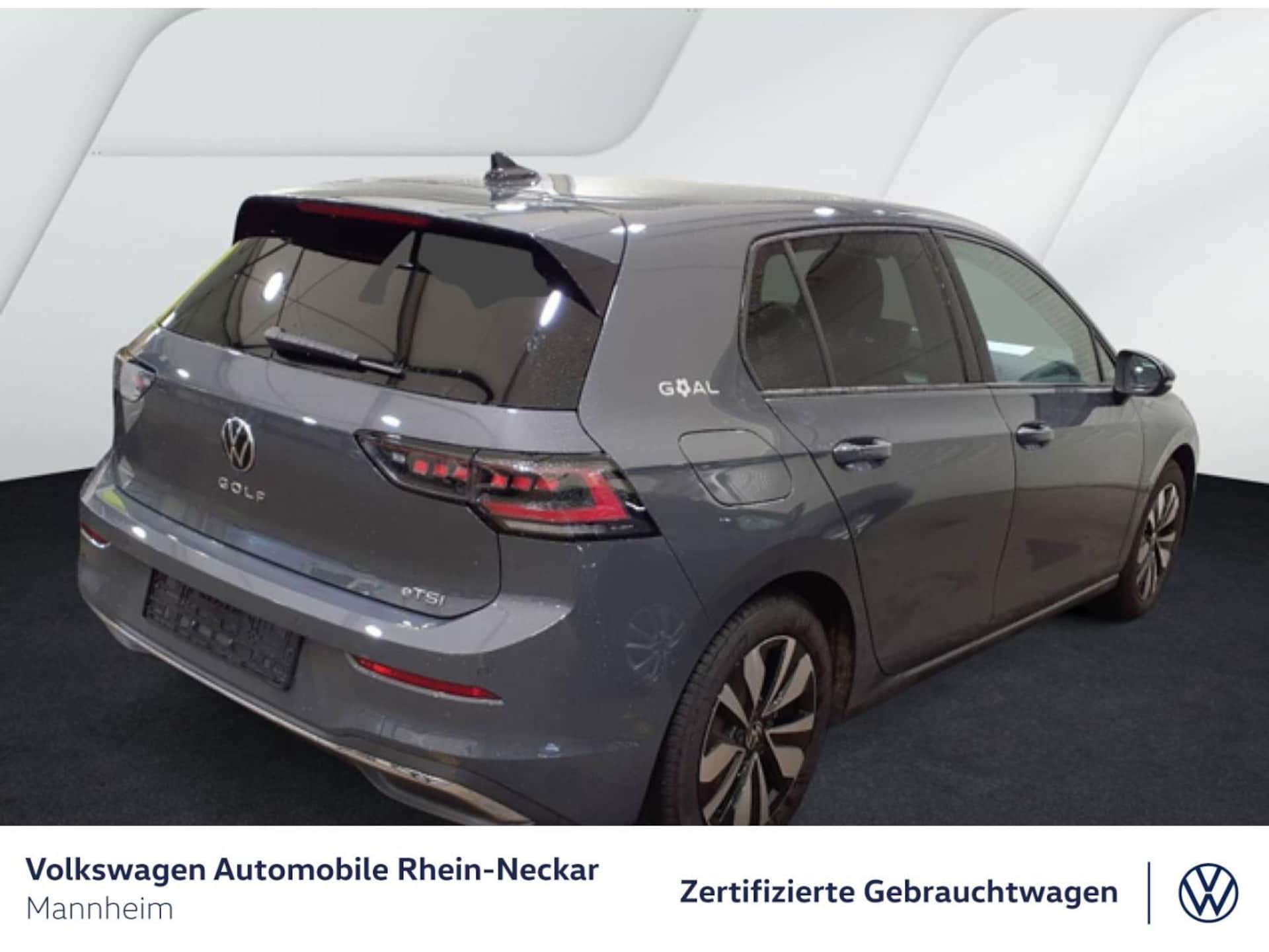 Volkswagen Golf Life