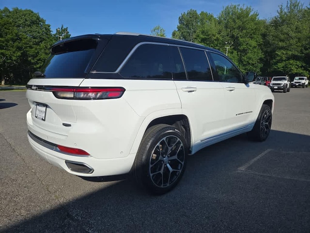 2022 Jeep Grand Cherokee