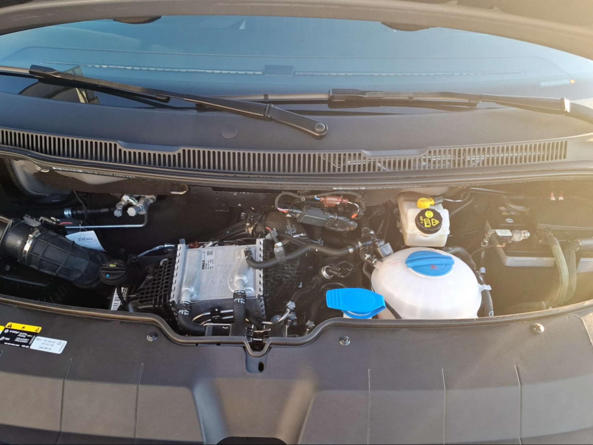 Volkswagen T6.1 Transporter Kombi kurzer Radstand