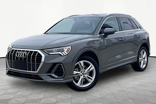 2023 Audi Q3 45 TFSI S Line Premium Plus quattro's photo