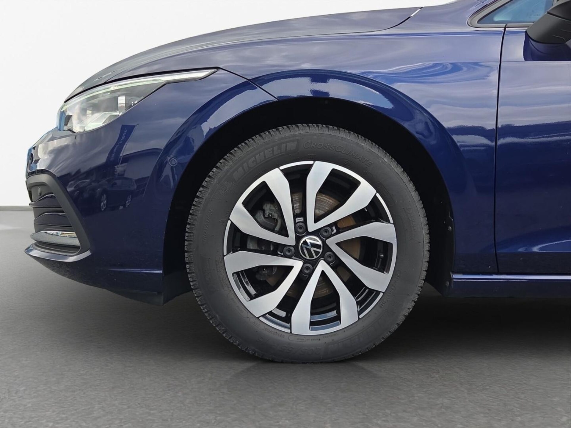Volkswagen Golf Active