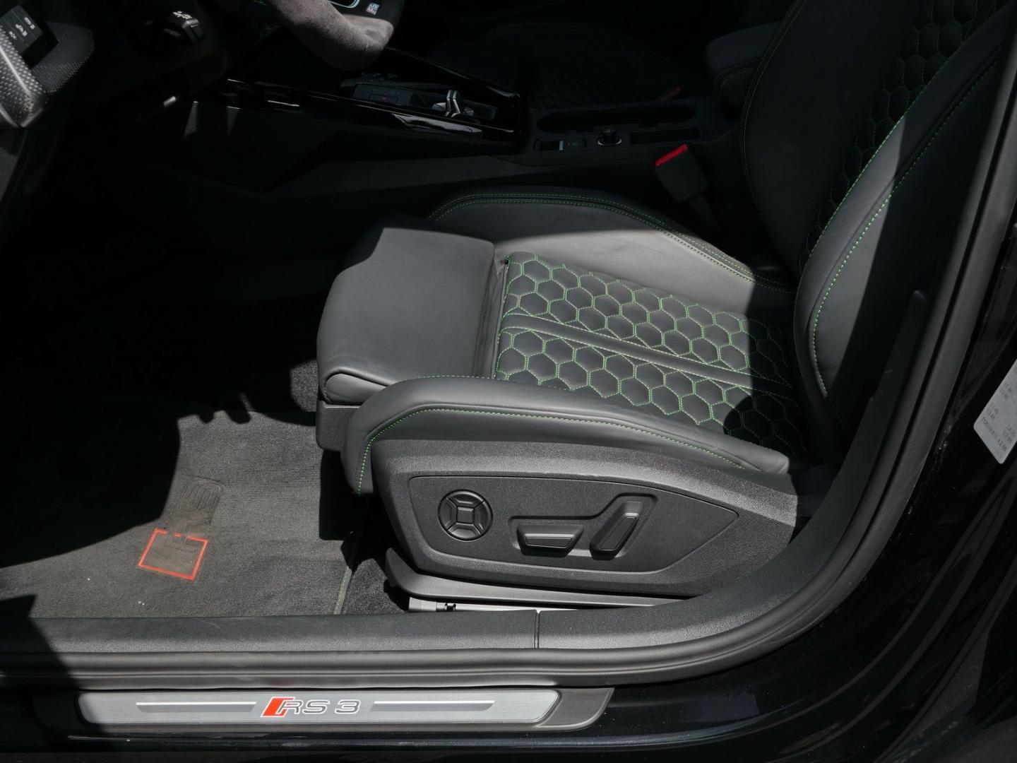 Image about Audi RS 3 Sportback TFSI quattro S tronic
