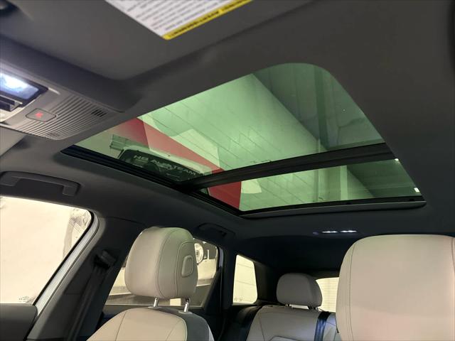 2024 AUDI Q4 - Image 14