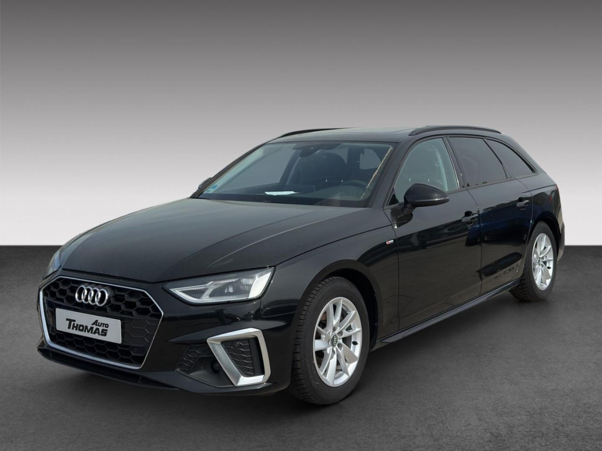 Audi A4 Avant S line