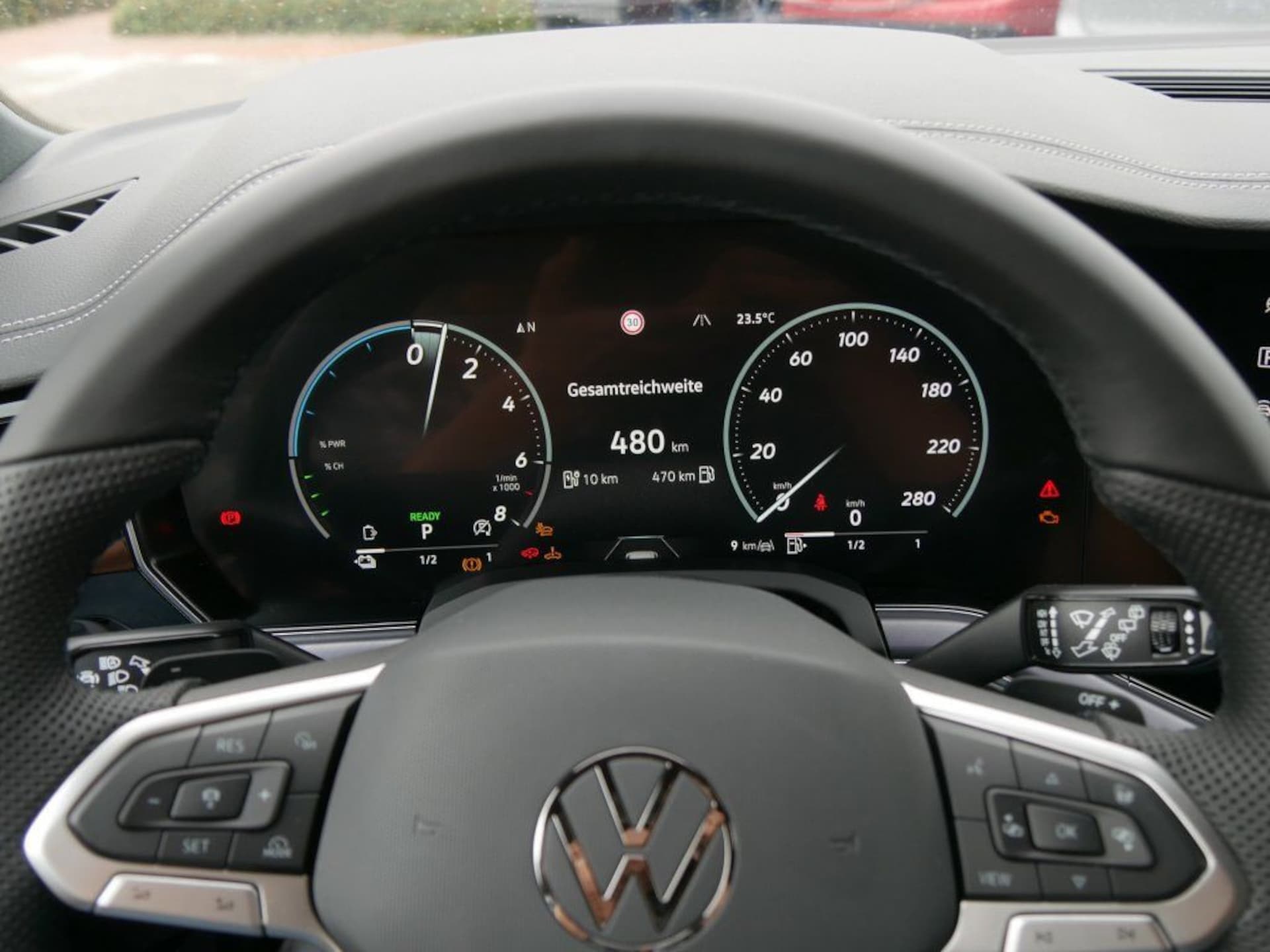 Volkswagen Touareg R