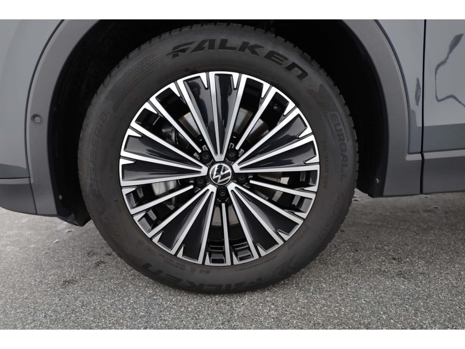 Volkswagen Tiguan – Bild 7