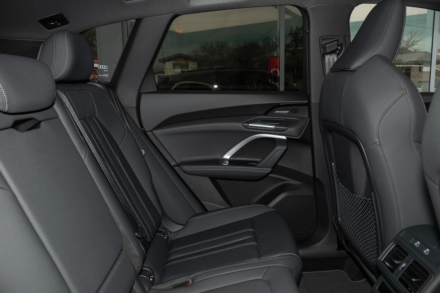 Image about Audi Q5 SUV e-hybrid quattro S tronic