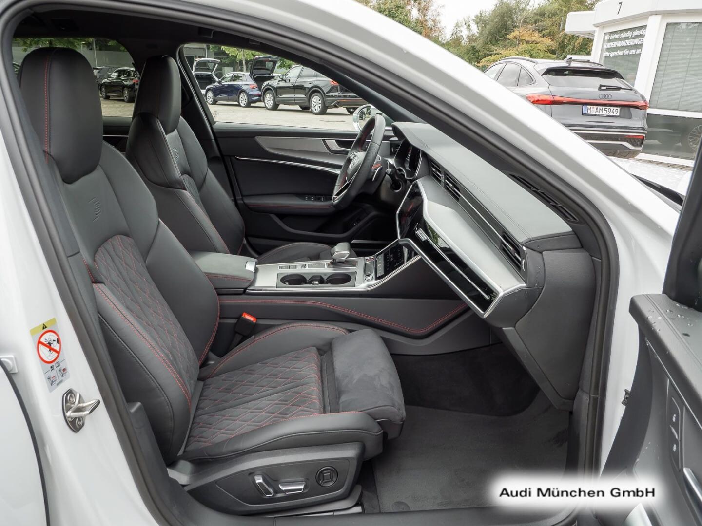 Bild über Audi S6 Avant TDI quattro tiptronic - für weitere Informationen kontaktieren Sie den Audi Partner