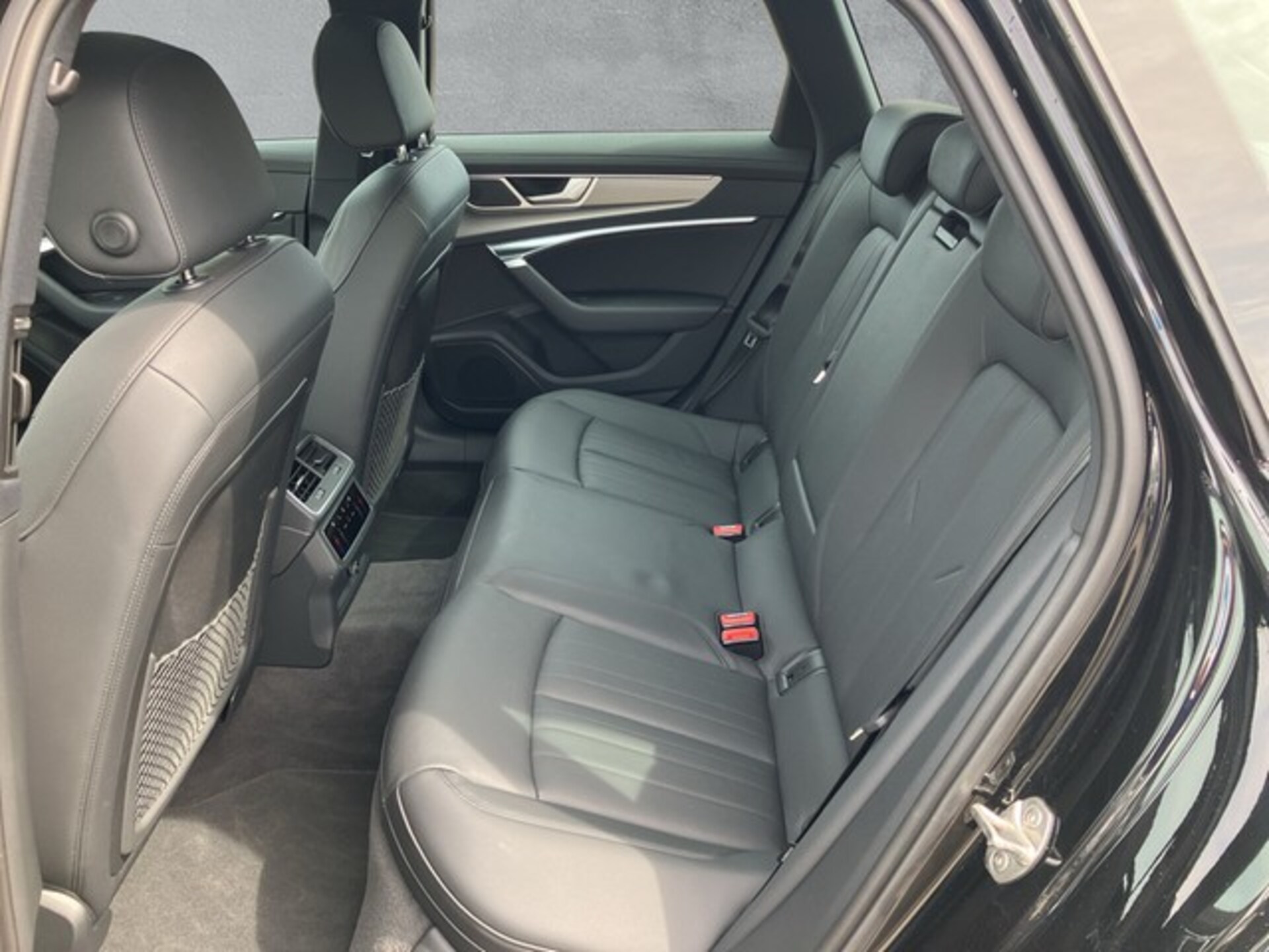 Audi A6 Avant Design