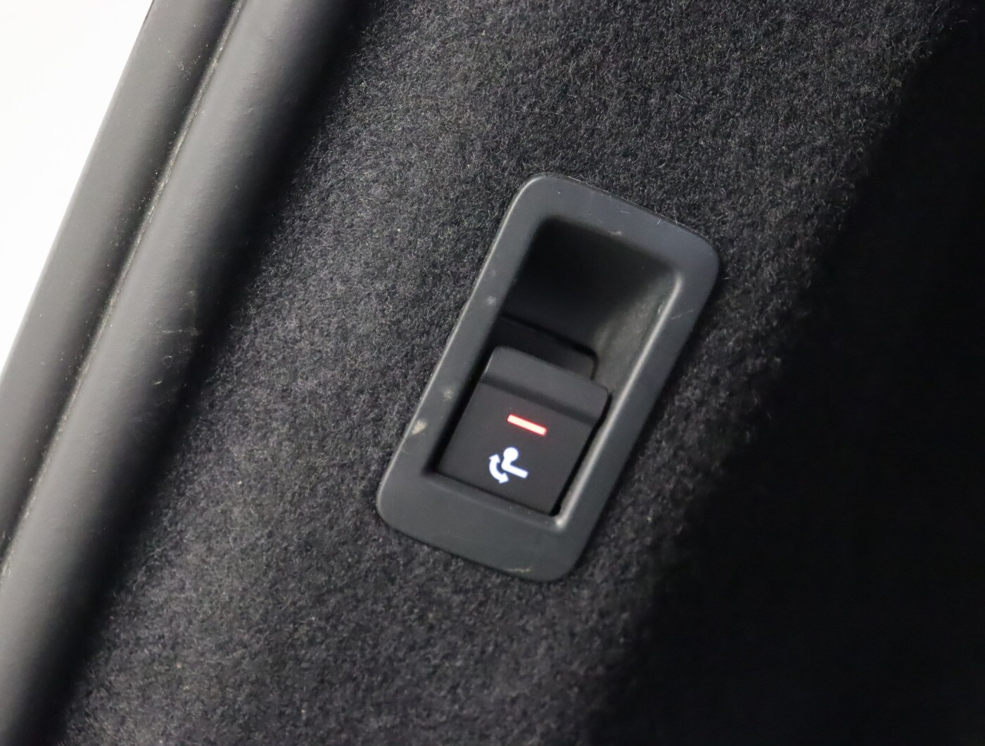 Image about Audi Q4 e-tron 40 e-tron