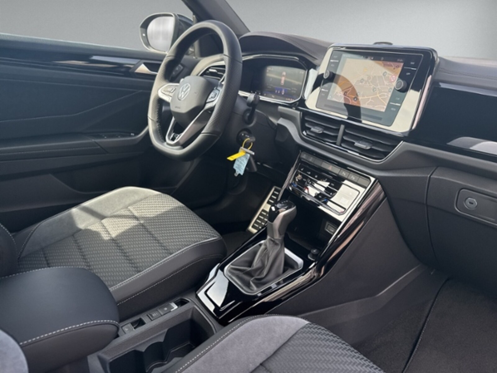 Volkswagen T-Roc Cabriolet – Bild 15