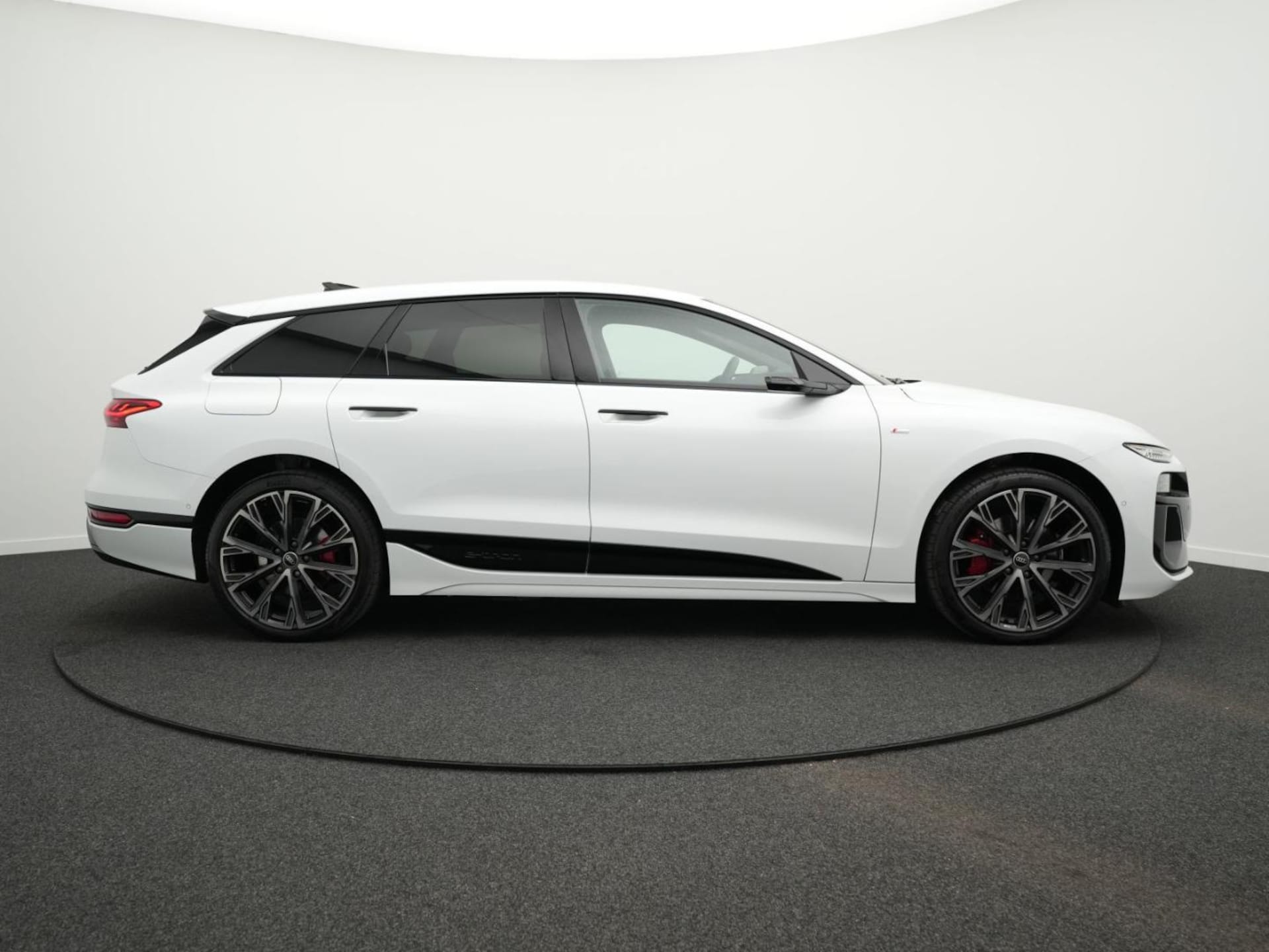 Audi A6 Avant e-tron
