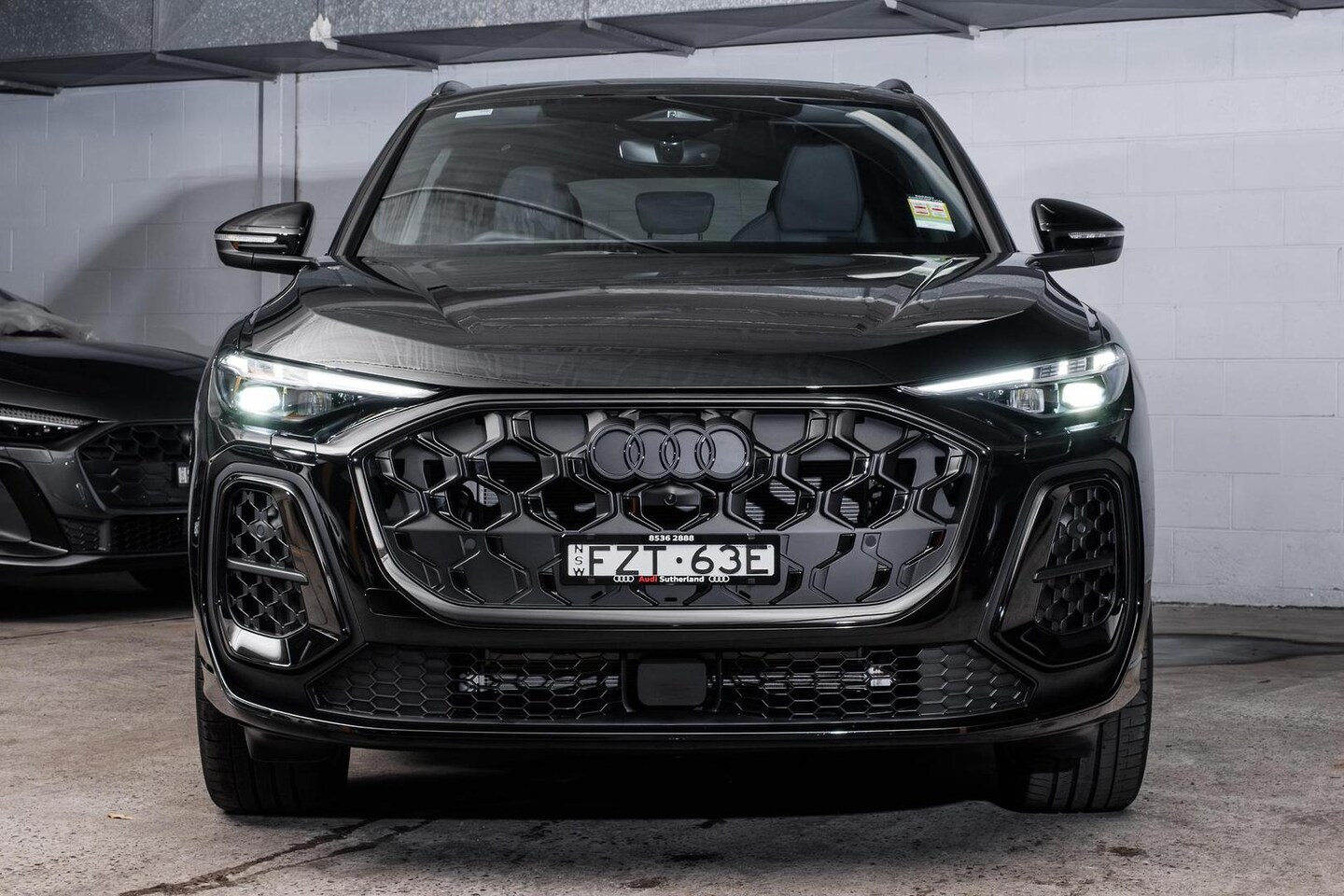 Image about Audi Q5 SUV e-hybrid quattro S tronic