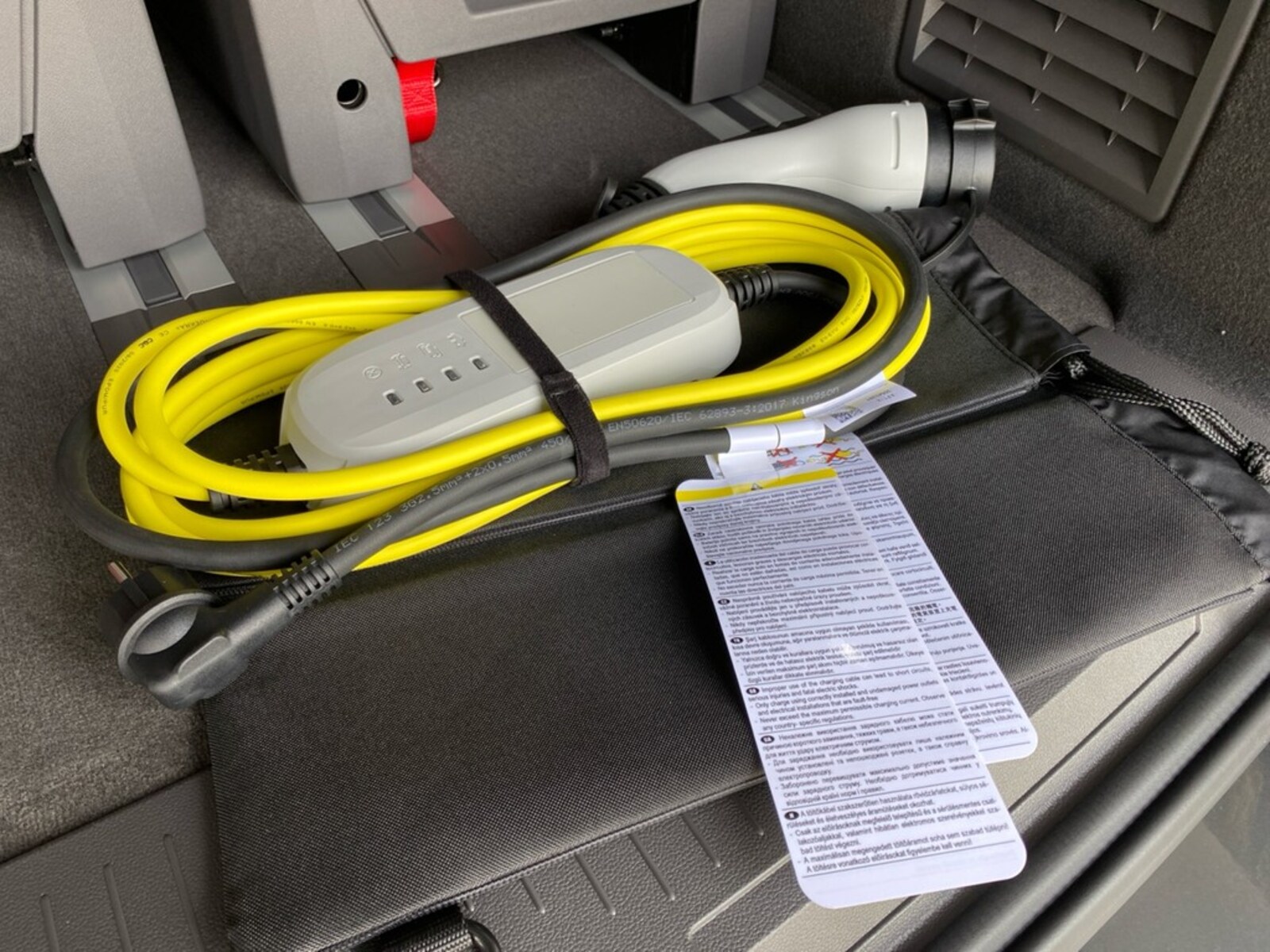 Volkswagen Multivan – Bild 19