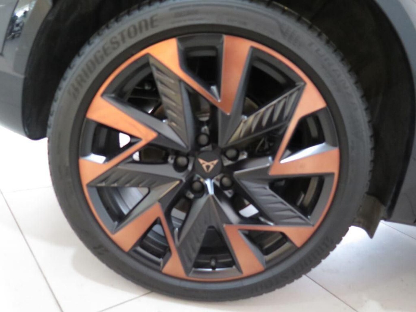 CUPRA Formentor 1.5 TSI e-Hybrid VZ DSG 200 kW (272 CV) — photo 8
