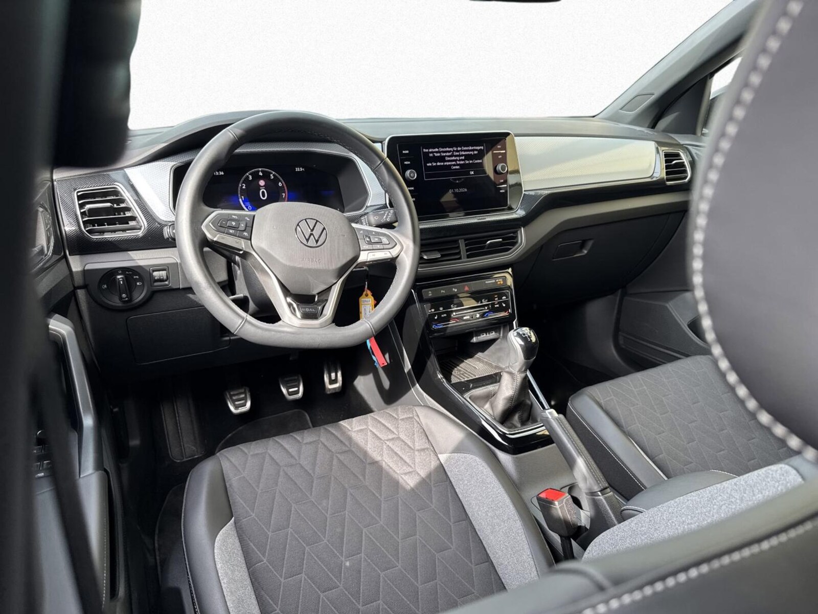 Volkswagen T-Cross – Bild 8