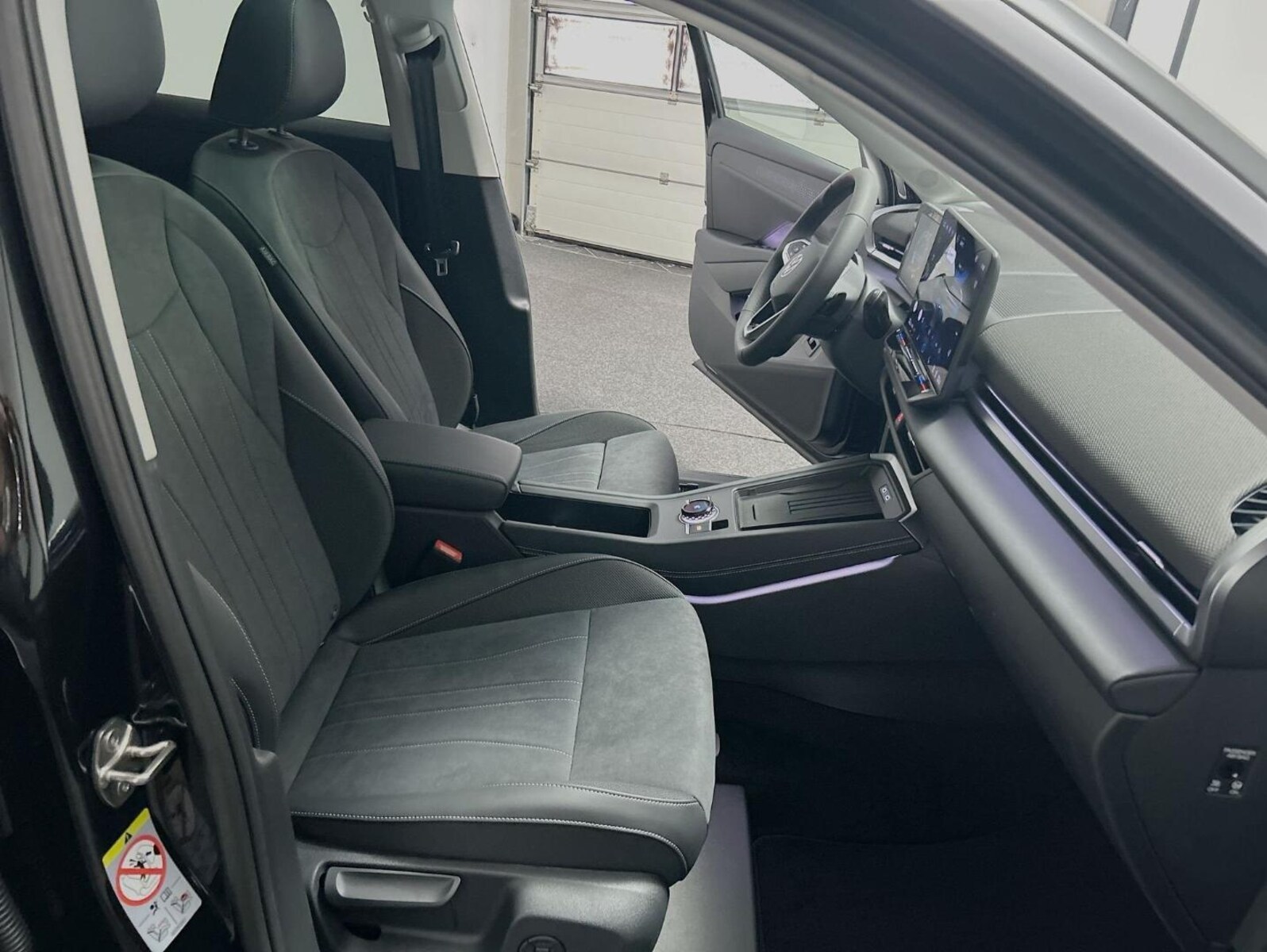 Volkswagen T-Roc – Bild 23