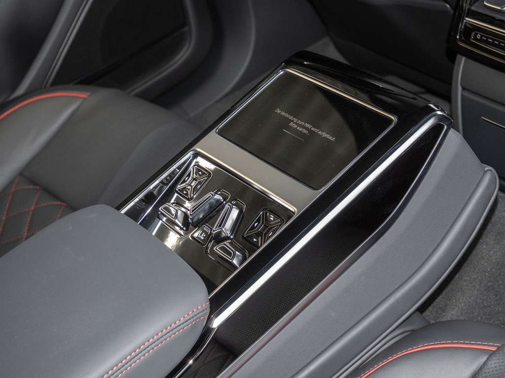 Image about Audi S8 TFSI quattro tiptronic