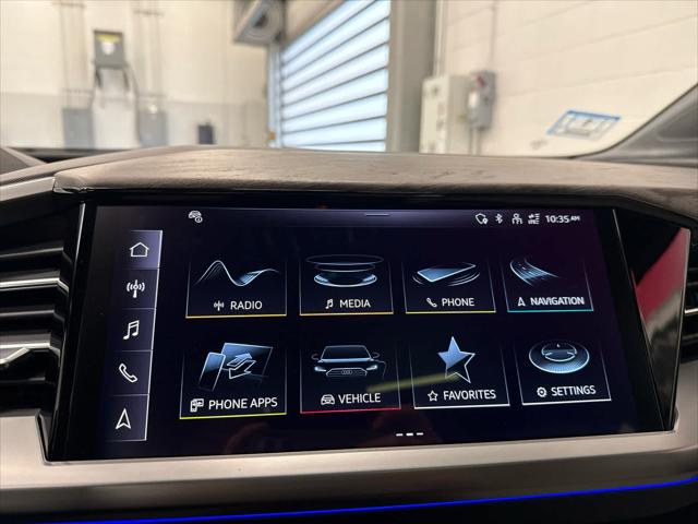 2024 AUDI Q4 - Image 18