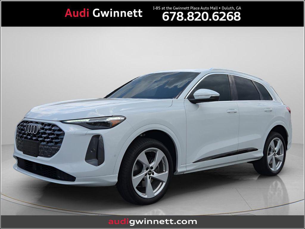 2025 Audi Q5 40 Premium Plus's photo