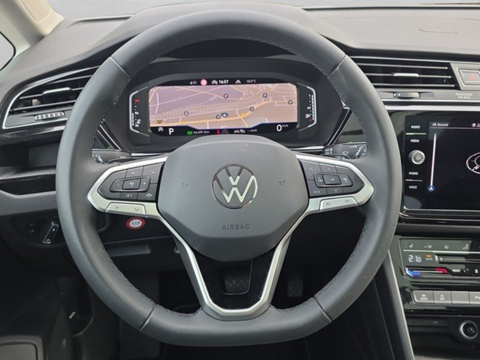 Volkswagen Touran – Bild 14
