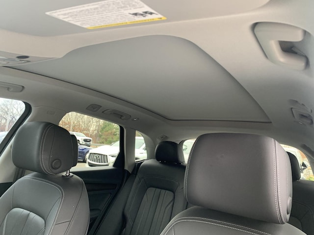 2022 Audi Q5 Premium Plus - Photo 14