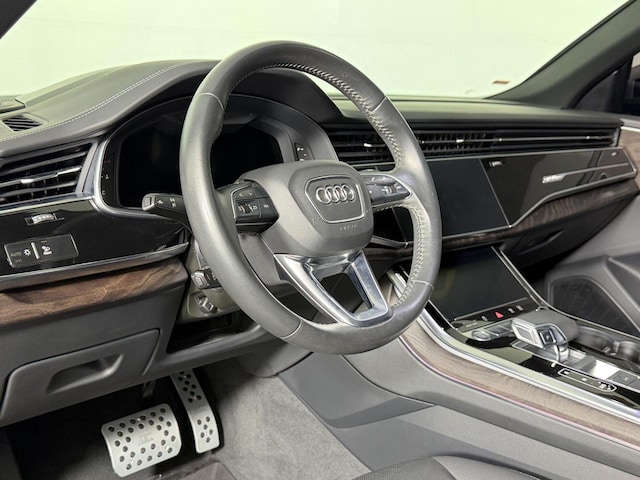 2020 Audi Q8