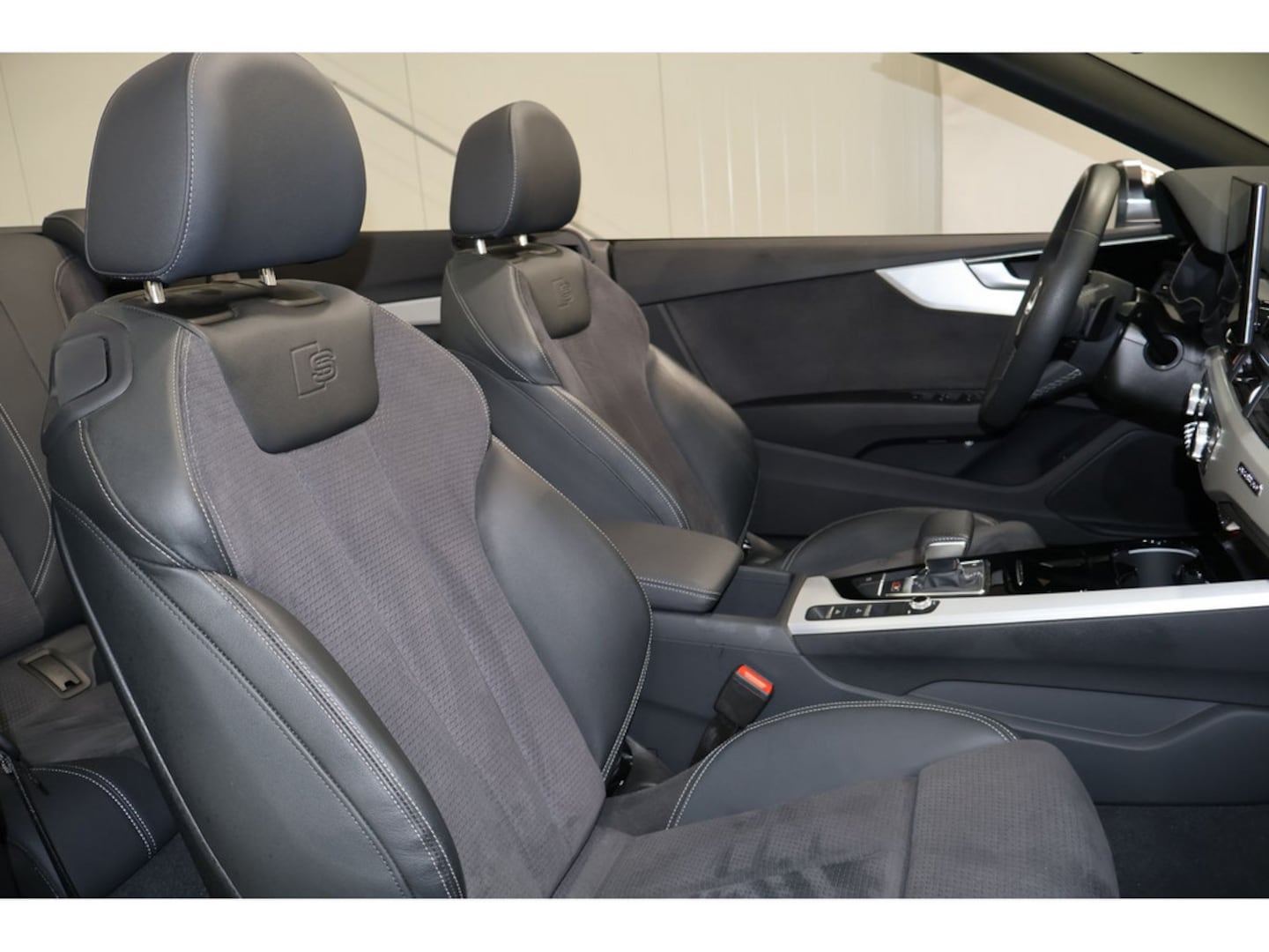 Bild über Audi S5 Cabriolet TFSI quattro tiptronic - für weitere Informationen kontaktieren Sie den Audi Partner