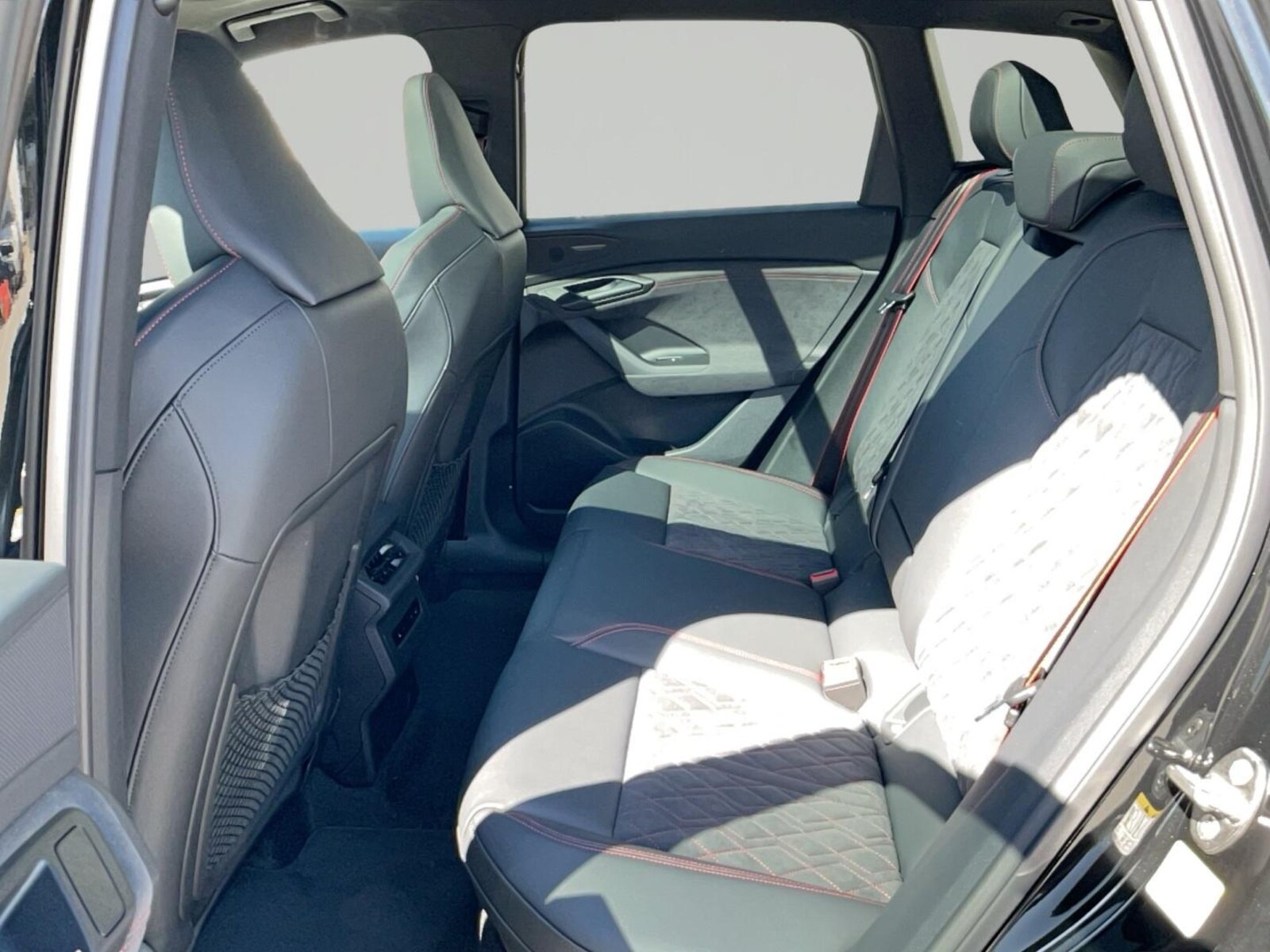 Audi Q6 e-tron – Bild 13