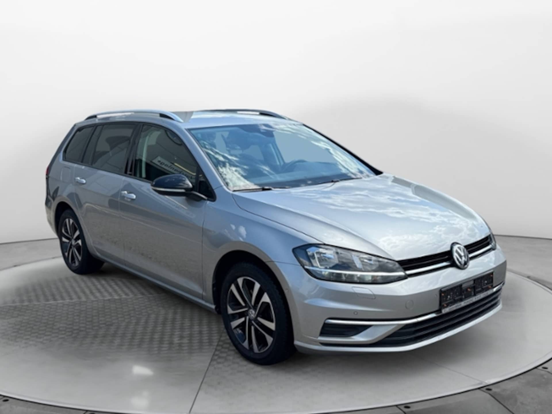 Volkswagen Golf Variant IQ.DRIVE