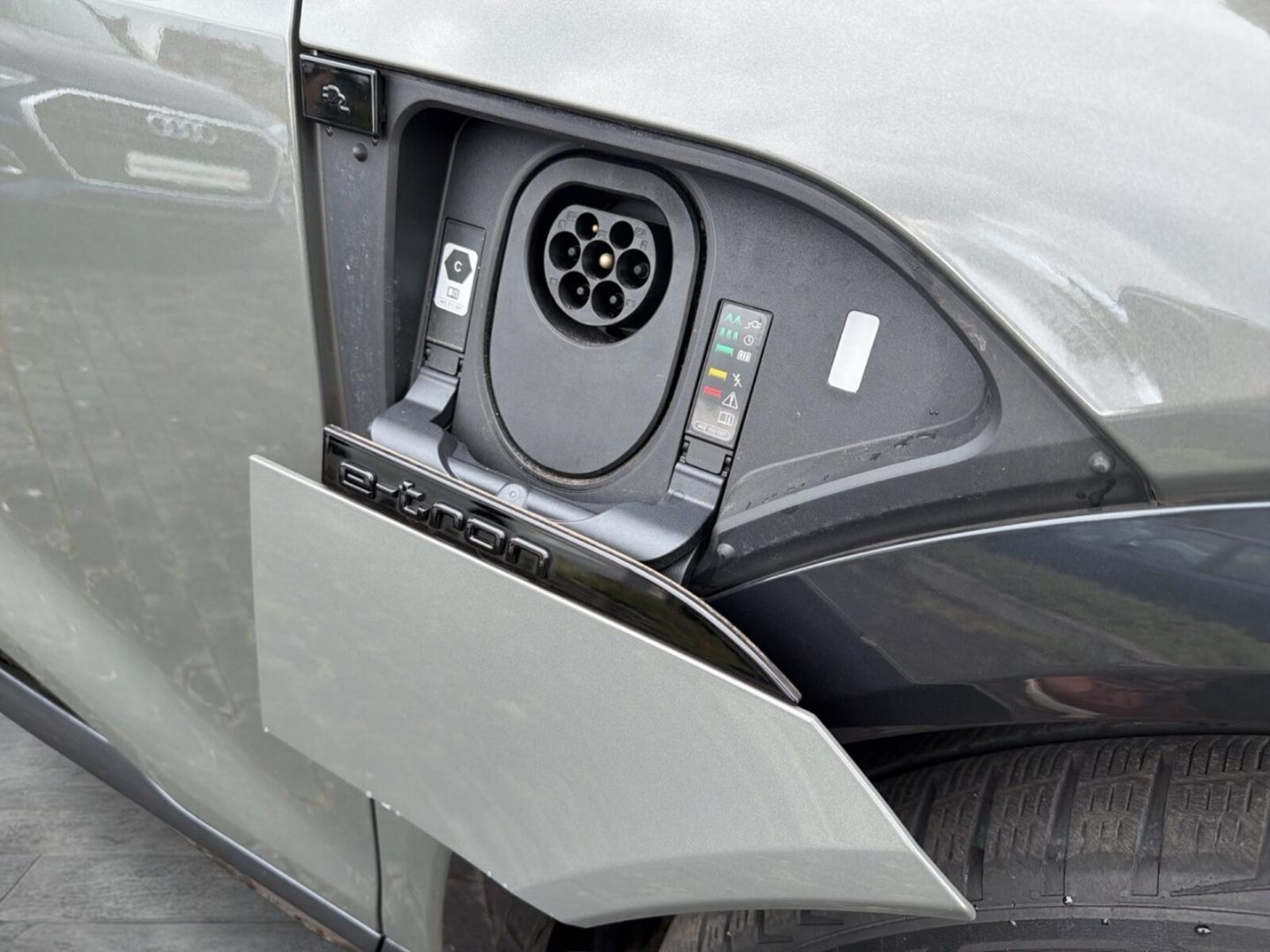 Audi Q8 Sportback e-tron – Bild 15