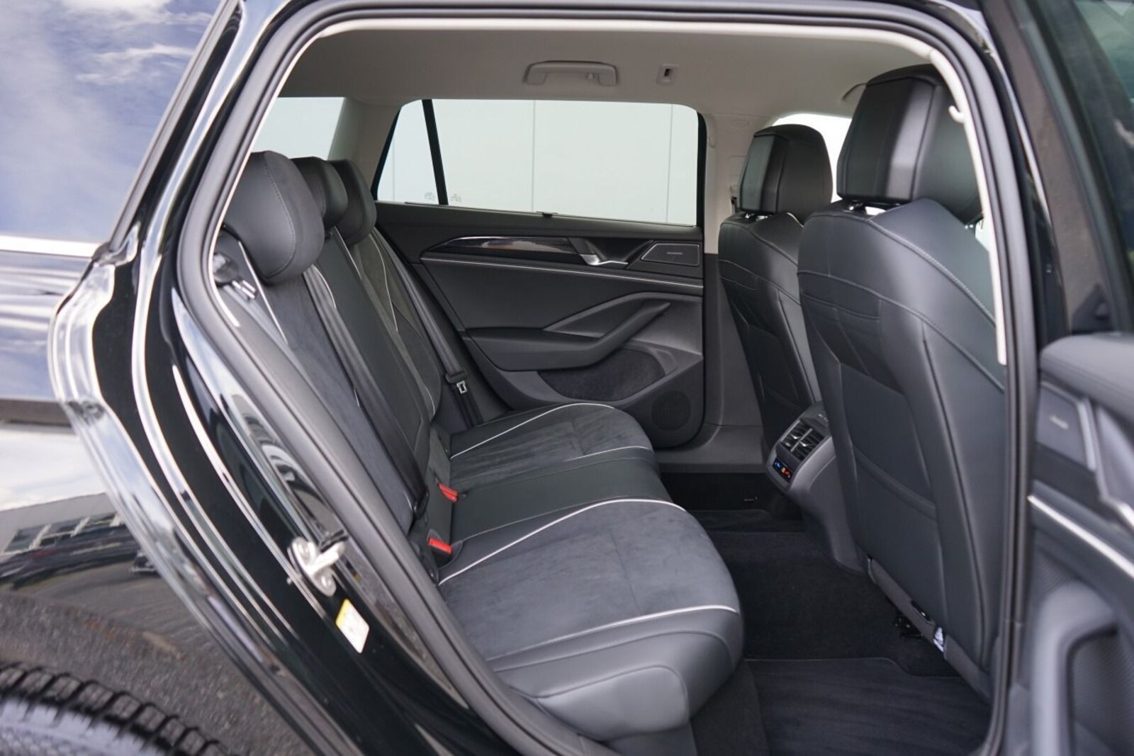 Volkswagen Passat – Bild 10