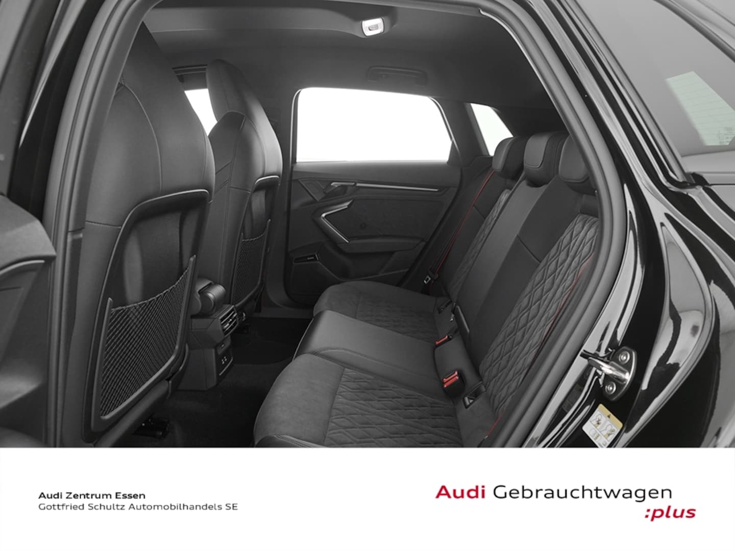 Bild über Audi RS 3 Sportback RS 3 Sportback 294 kW S tronic - für weitere Informationen kontaktieren Sie den Audi Partner