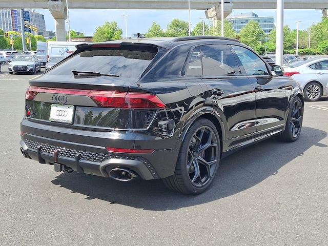 2026 Audi RS Q8 SUV performance