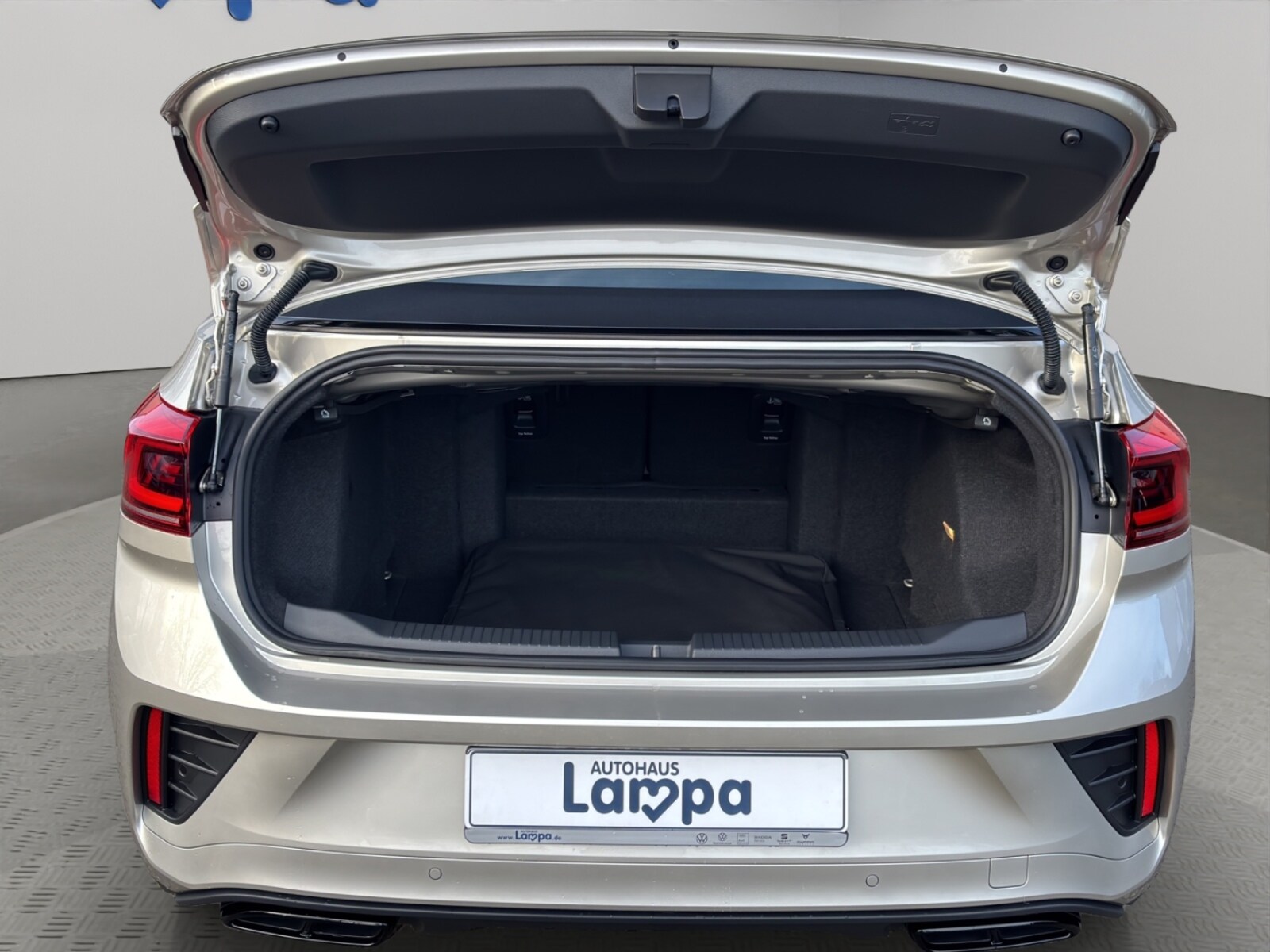 Volkswagen T-Roc Cabriolet – Bild 13