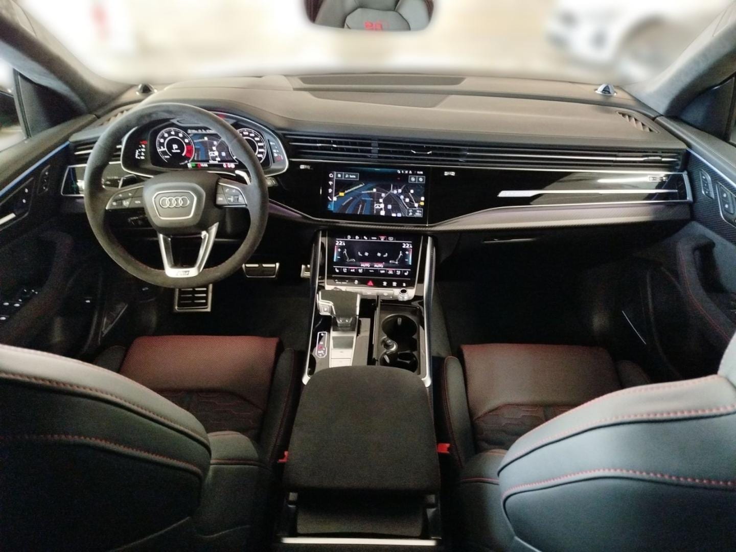 Bild über Audi RS Q8 SUV TFSI quattro 471 kW tiptronic - für weitere Informationen kontaktieren Sie den Audi Partner