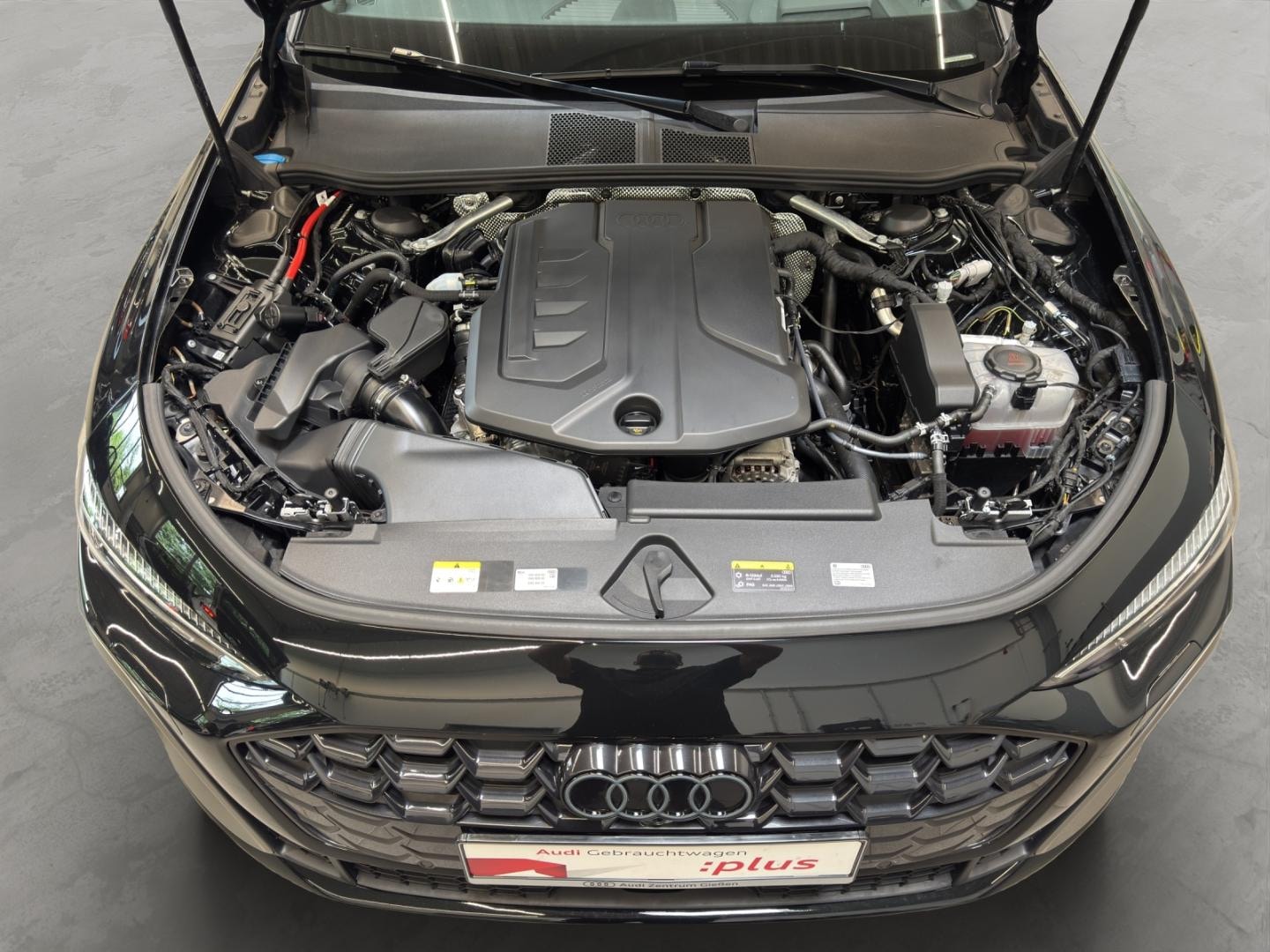 Bild über Audi A5 Avant TFSI 150 kW S tronic - für weitere Informationen kontaktieren Sie den Audi Partner