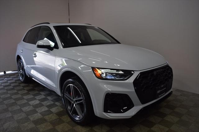 Photo of 2025 Audi Q5 Plug-in Hybrid