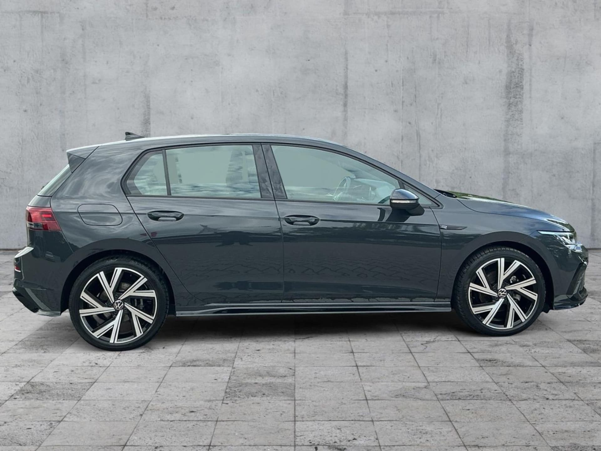 Volkswagen Golf R-Line