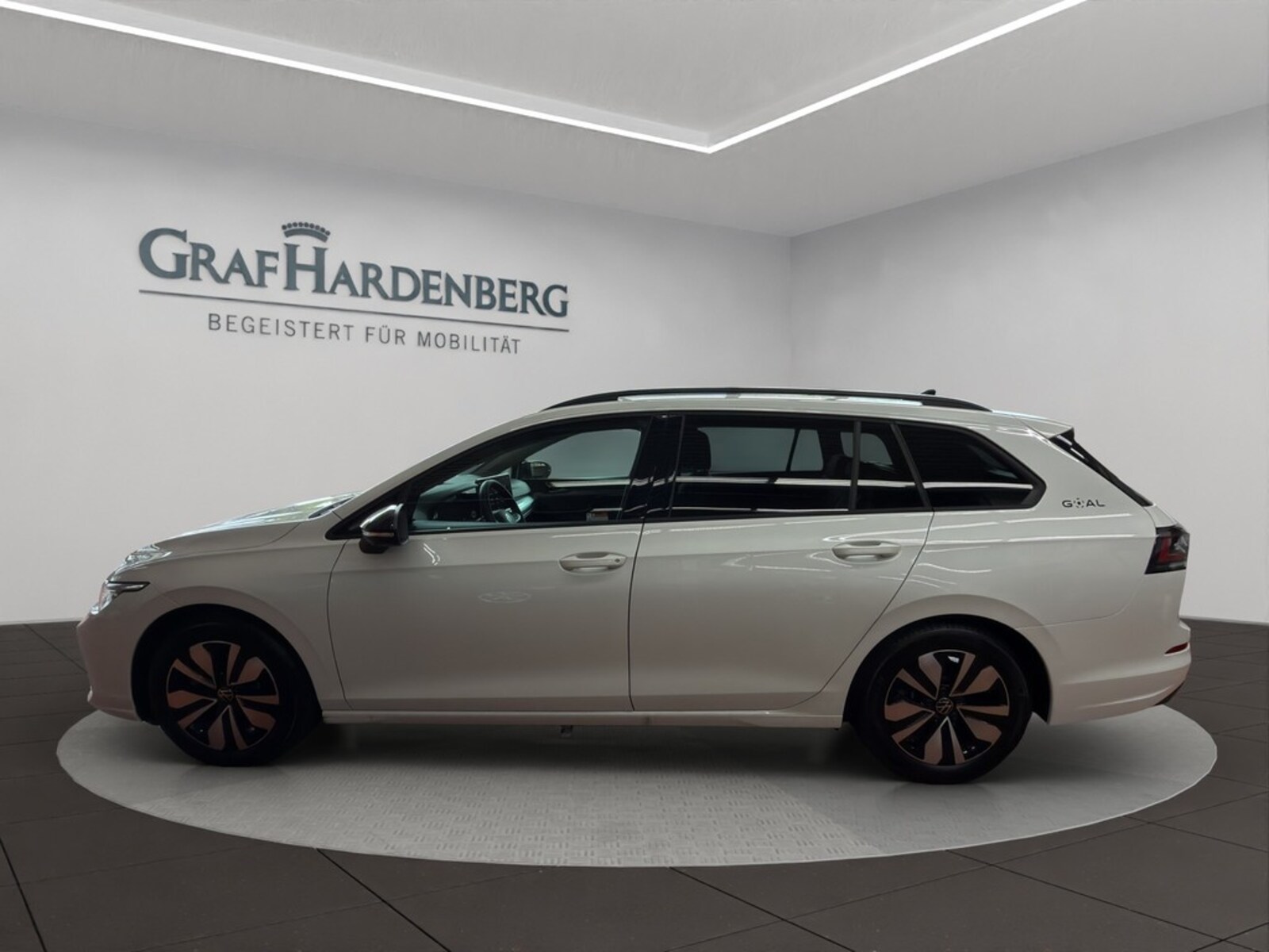 Volkswagen Golf Variant – Bild 2