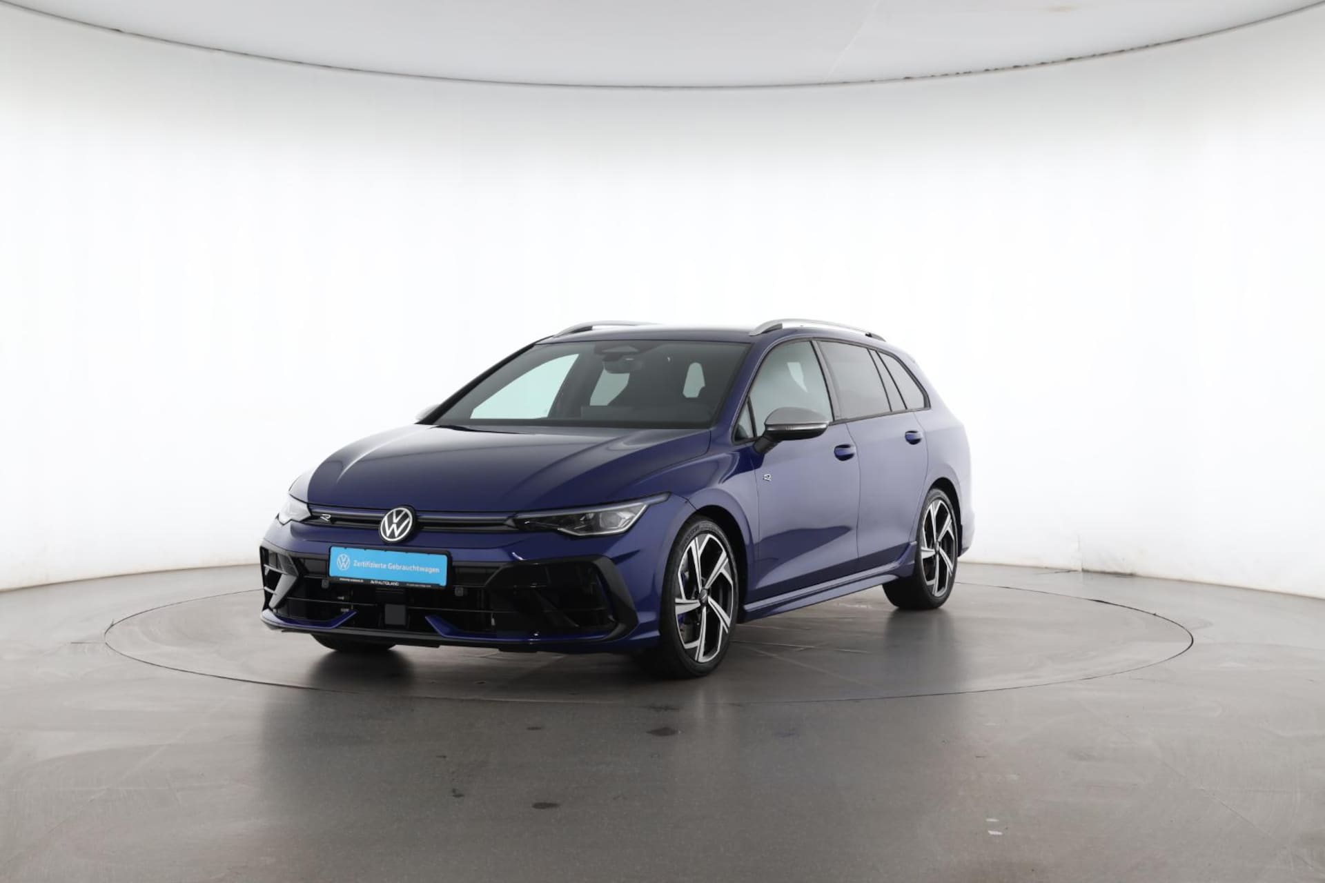 Volkswagen Golf Variant R
