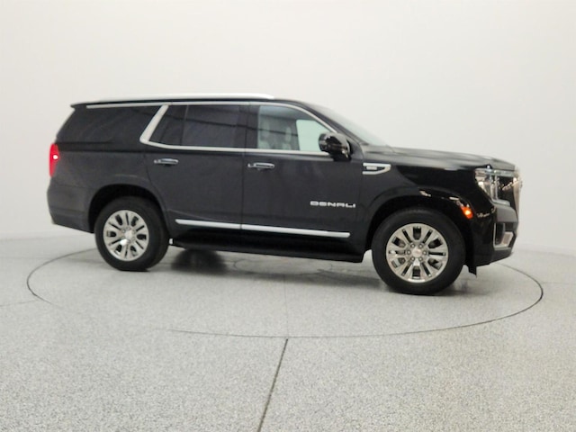 2024 GMC Yukon