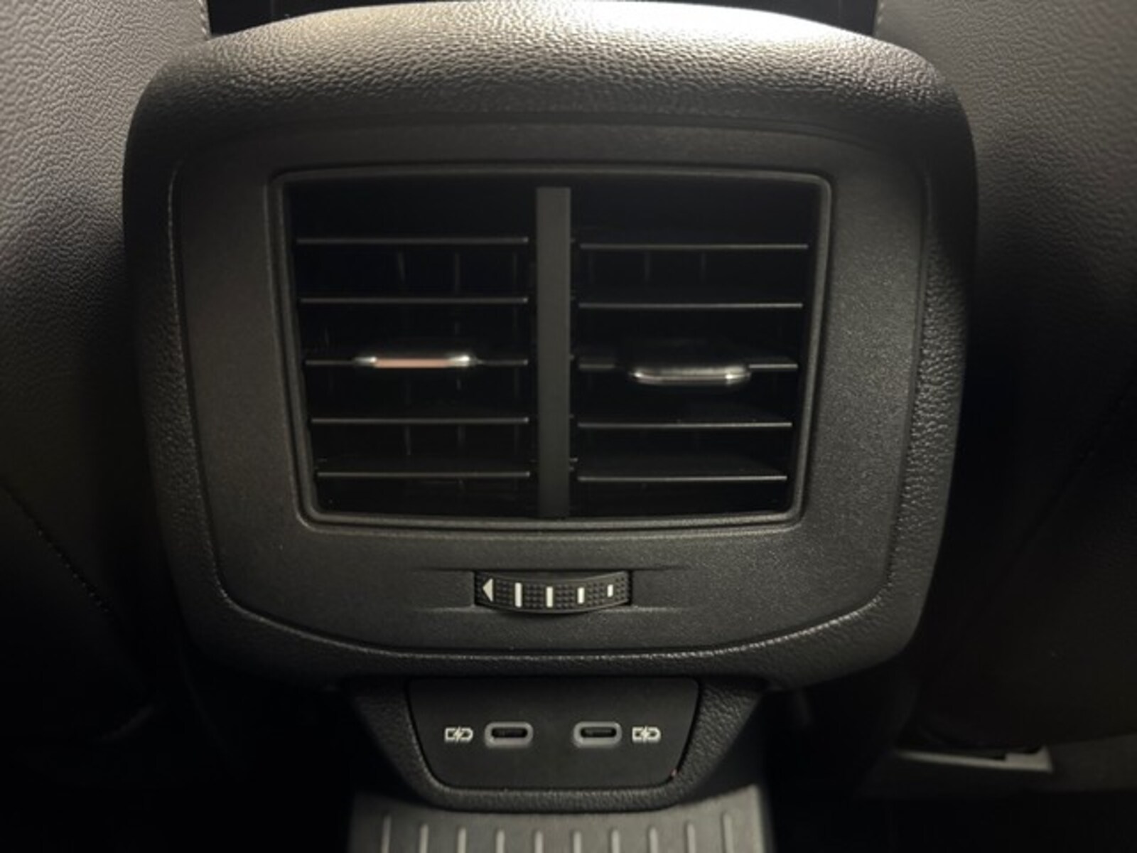 Volkswagen T-Roc Cabriolet – Bild 19