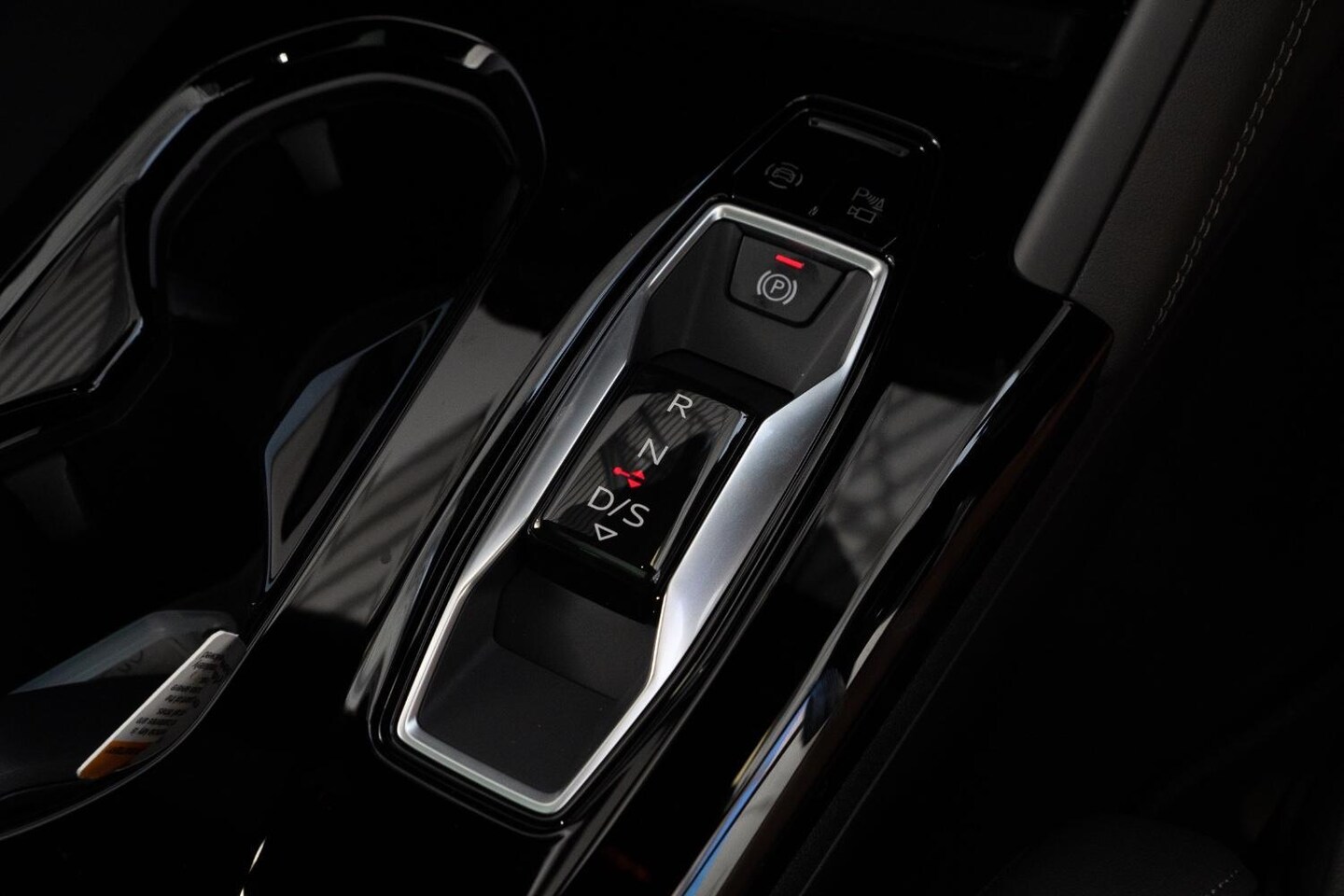 Image about Audi Q5 SUV TDI quattro 150 kW sport