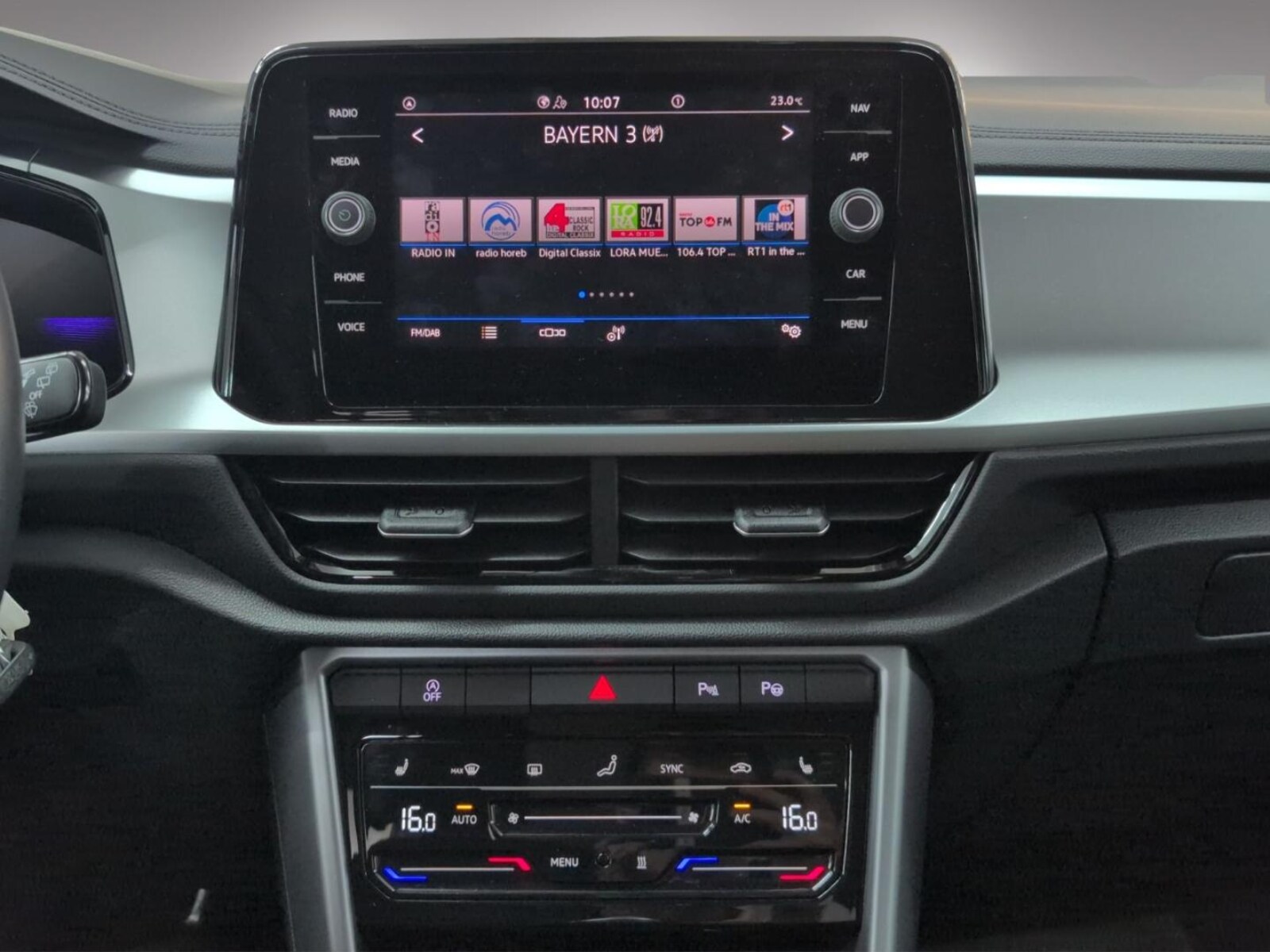 Volkswagen T-Roc – Bild 12
