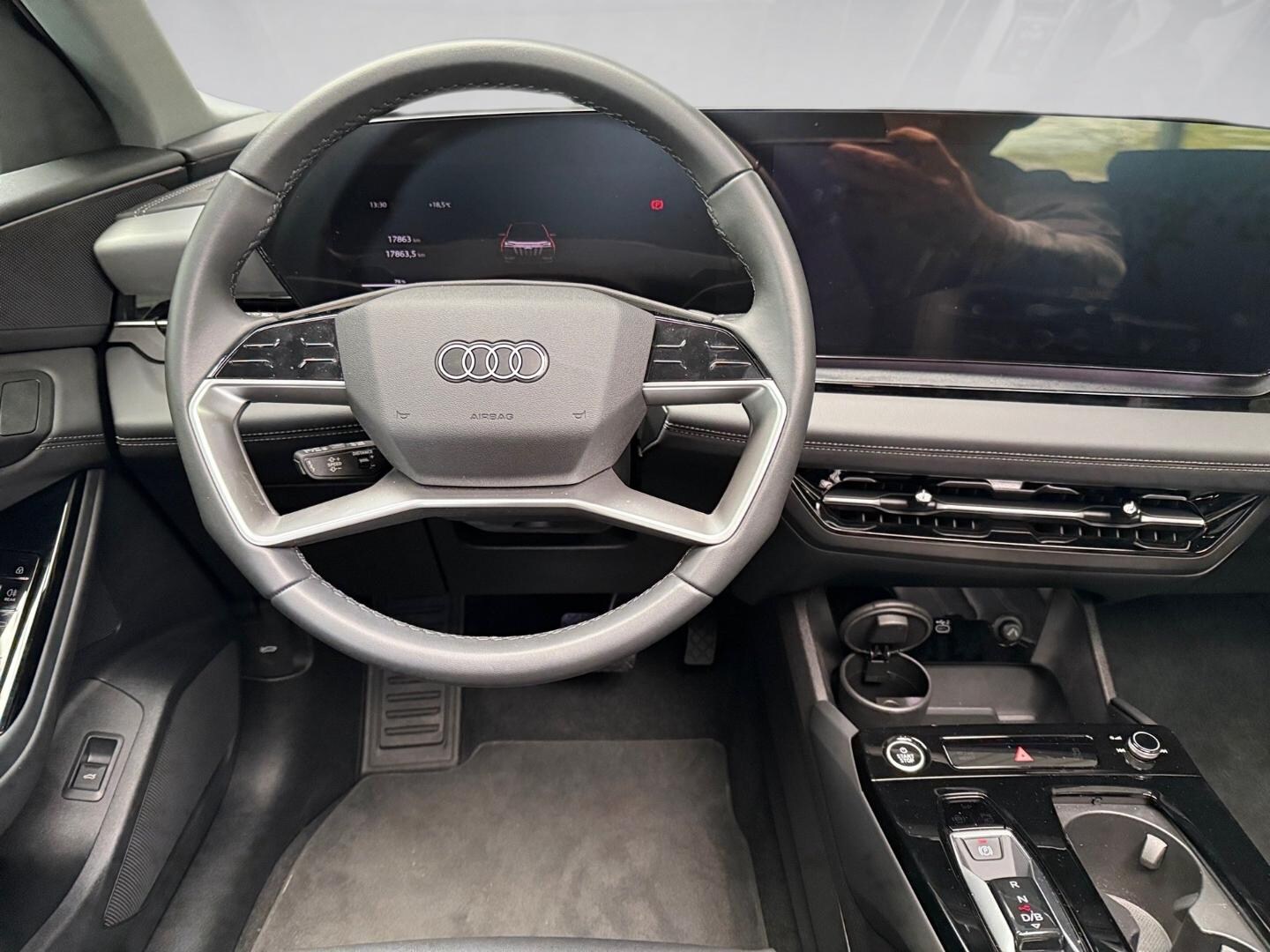 Bild über Audi Q6 SUV e-tron e-tron performance - für weitere Informationen kontaktieren Sie den Audi Partner