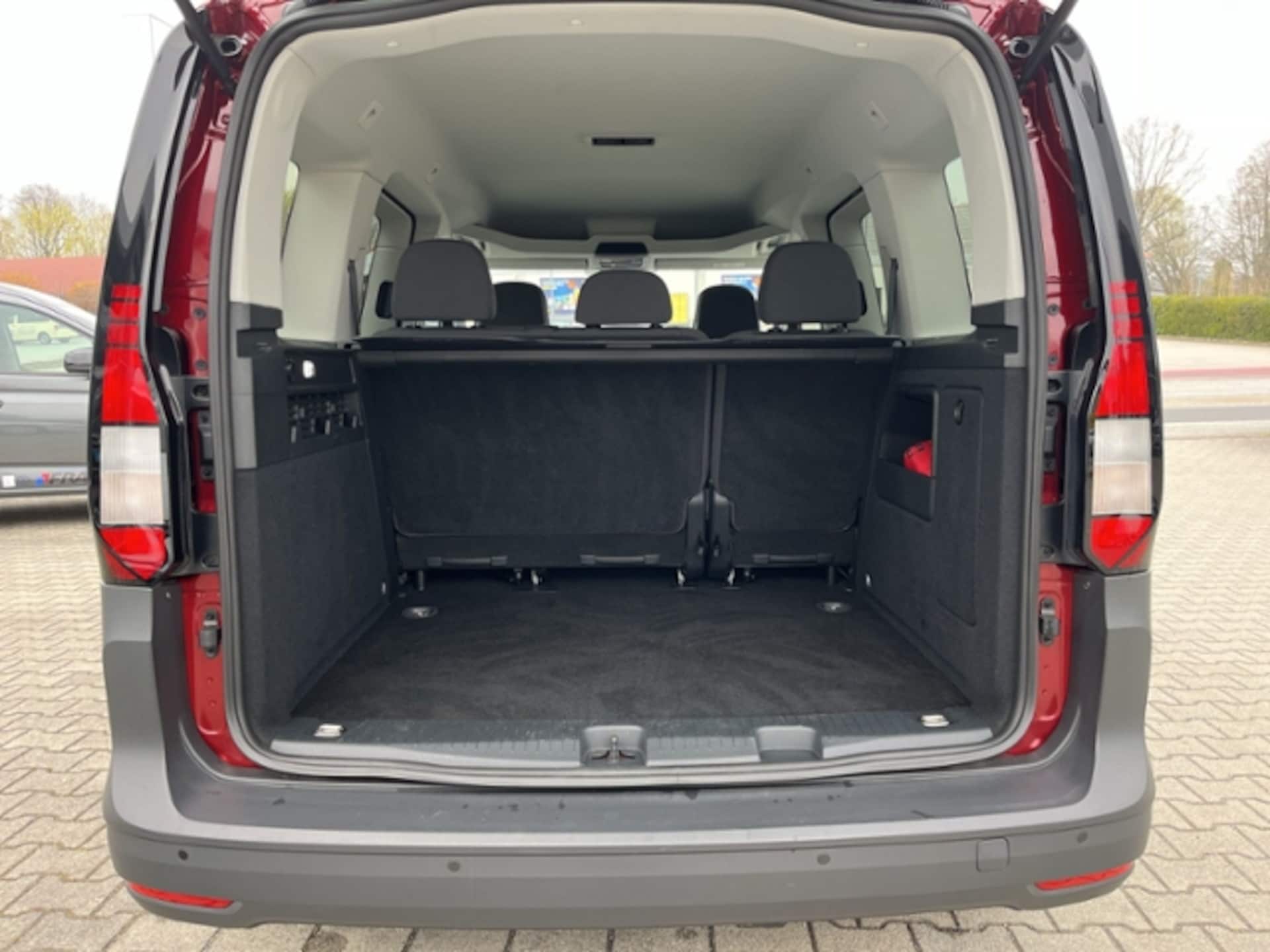 Volkswagen Caddy Basis-Modell