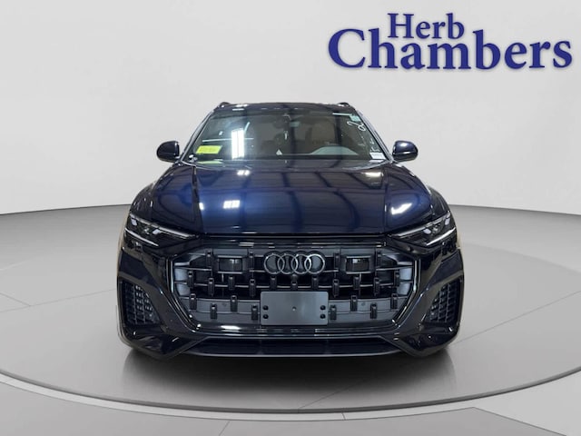 2026 Audi Q8