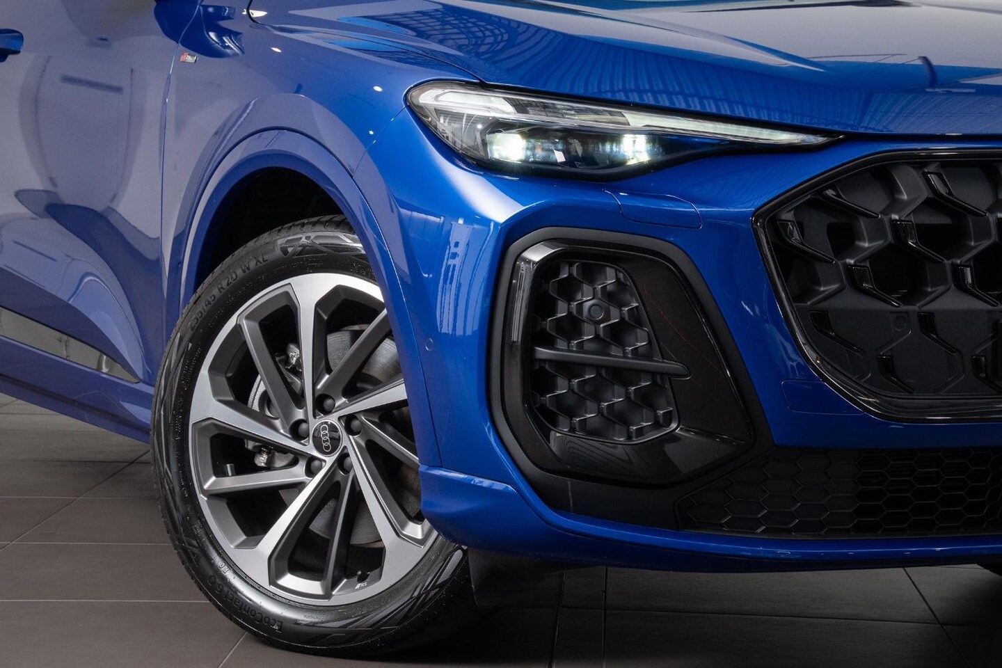 Image about Audi Q5 SUV TDI quattro 150 kW sport